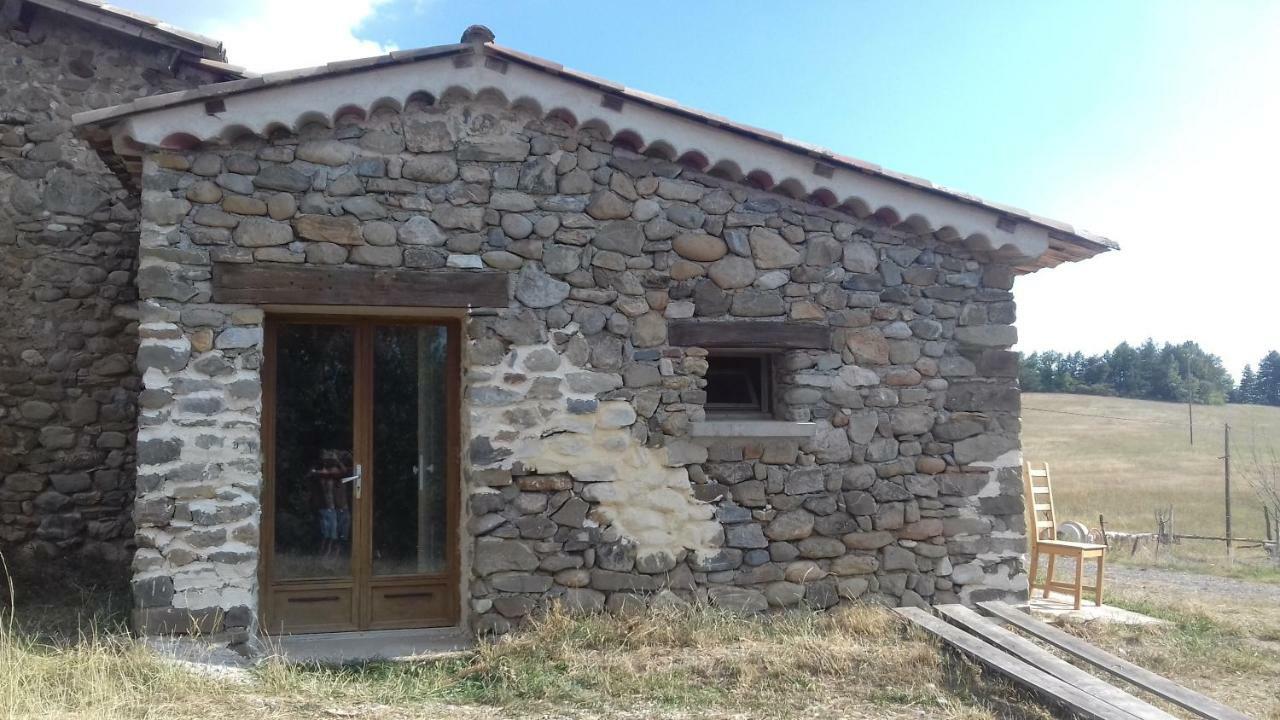 Apartamento Nid De Poussins Vaumeilh Exterior foto